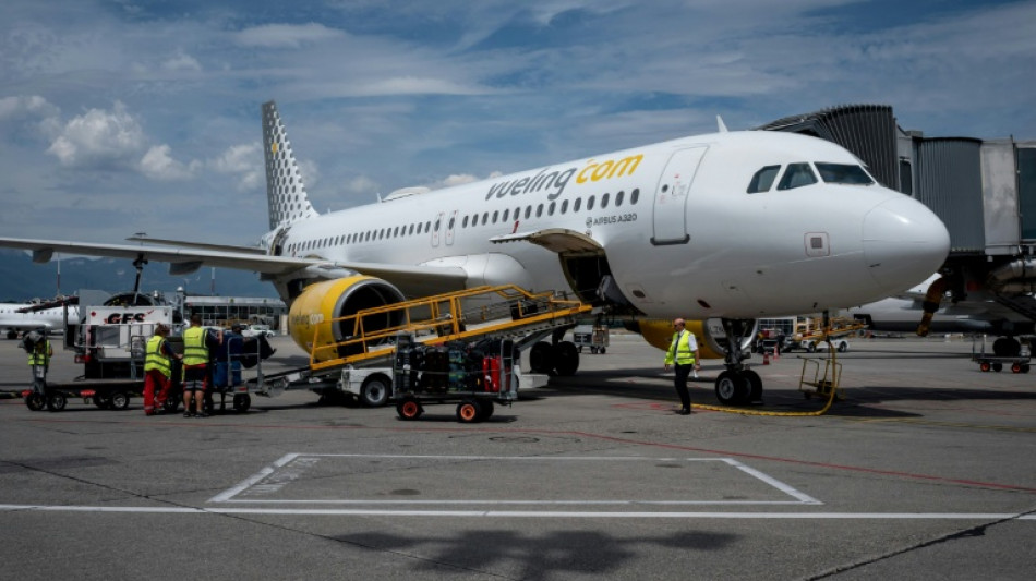 Aerolínea española, acusada de "discriminación" tras desembarcar a adolescentes judíos franceses