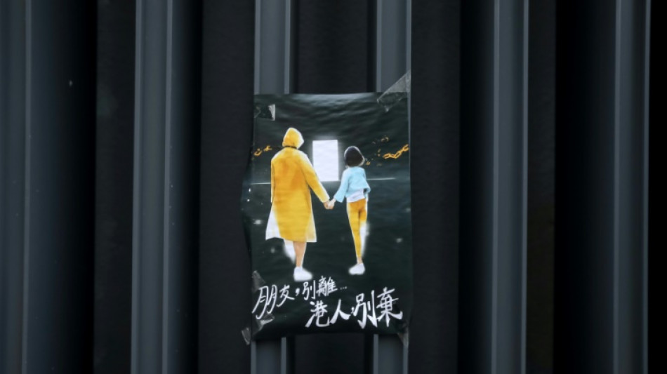 Hong Kong: 12 personnes incarc&eacute;r&eacute;es pour avoir pris d'assaut le parlement en 2019