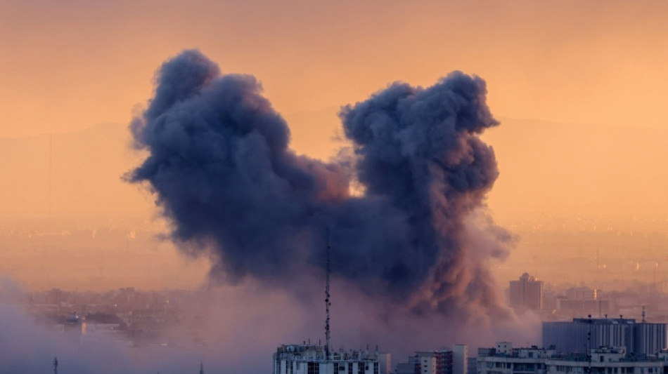 Israel startet "gro&szlig; angelegte Angriffswelle" auf Teheran - Iran droht mit weiteren Attacken