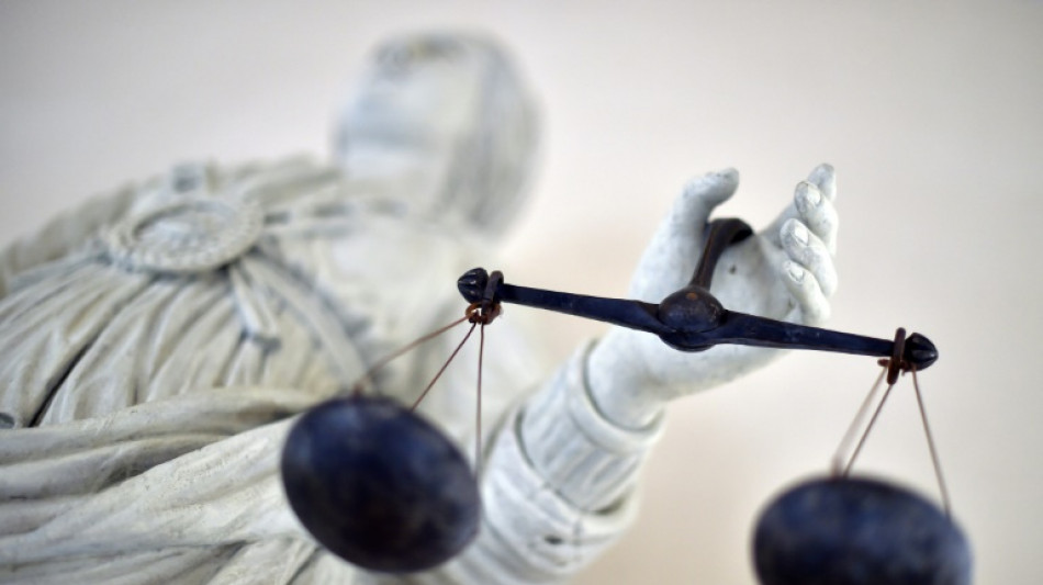 Crimes contre l'humanit&eacute;: trois cadres du r&eacute;gime syrien condamn&eacute;s &agrave; la r&eacute;clusion &agrave; perp&eacute;tuit&eacute;