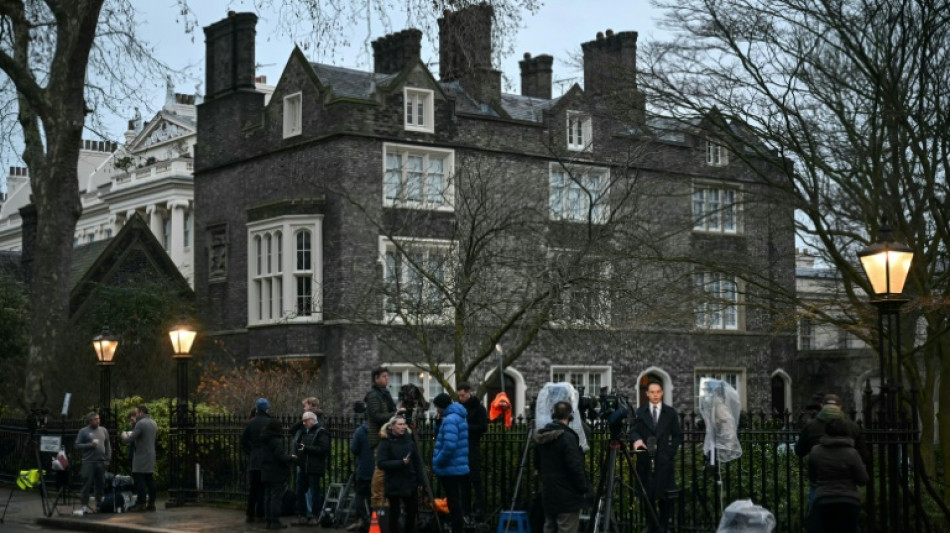 UK govt urged to release documents linked to ex-prince Andrew