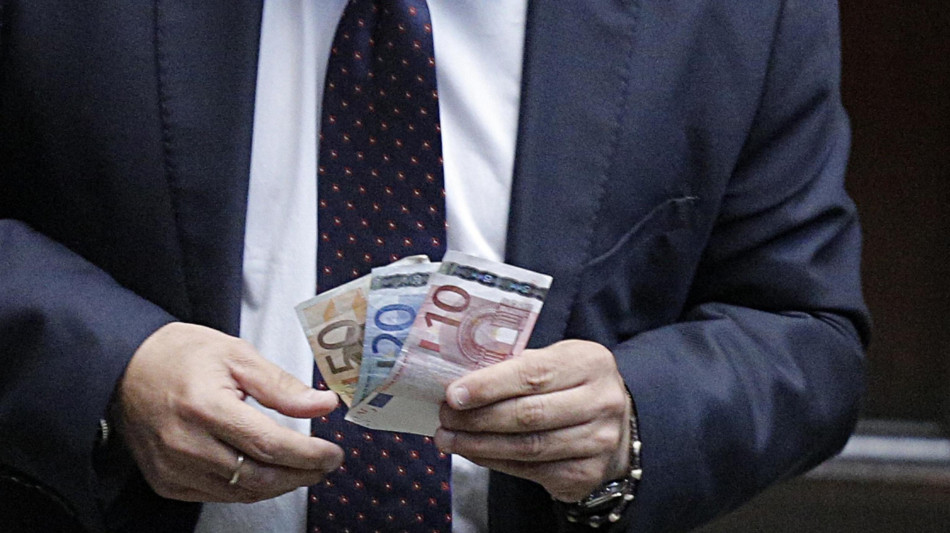 Fisco:Cgia, contribuenti più tassati e più ricchi a Milano- Roma