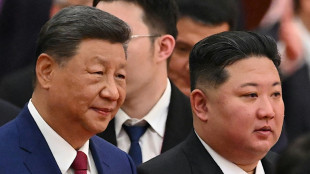 Kim diz a Xi que espera desenvolver constantemente os laços entre China e Coreia do Norte