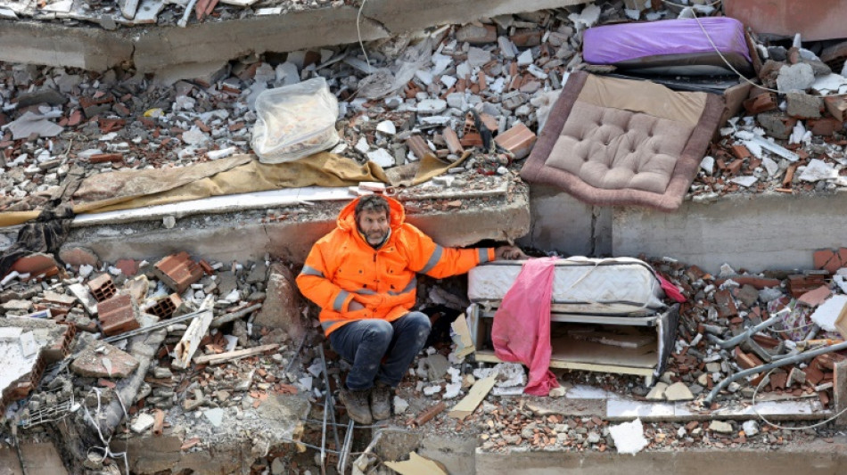 S&eacute;isme en Turquie et Syrie: le temps presse pour retrouver des survivants