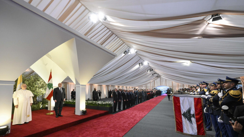 Il Papa in Libano, "anteponete a tutto l'obiettivo della pace"