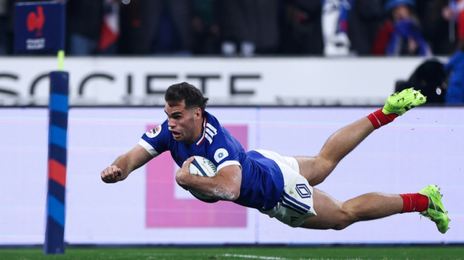 Record try-scorer Penaud faces French axe for Six Nations