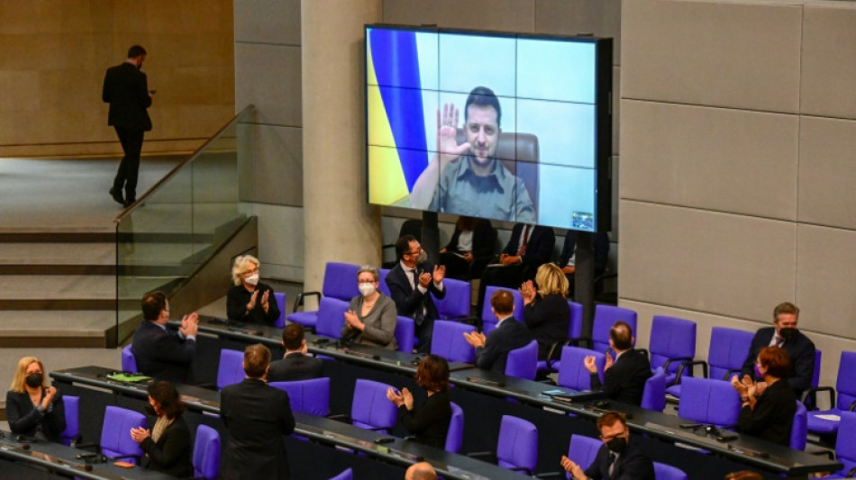 Zelensky appelle l'Allemagne &agrave; abattre le nouveau "Mur" &eacute;rig&eacute; en Europe