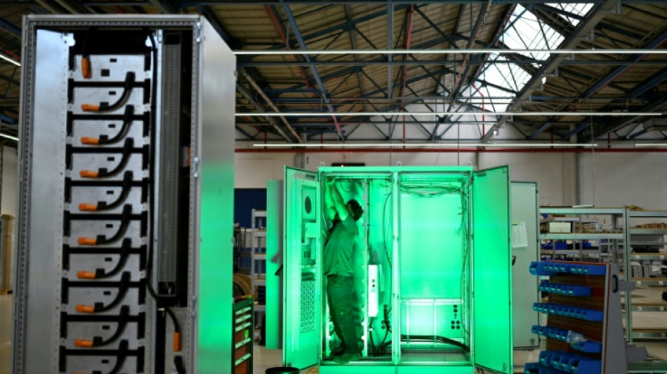 Solarwirtschaft fordert konkretes Ausbauziel bis 2030 f&uuml;r Batteriespeicher 