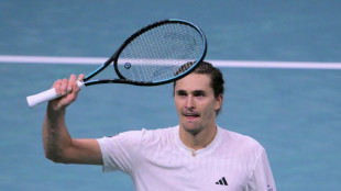 Coupe Davis: Zverev bat Cerundolo, double décisif entre l'Allemagne et l'Argentine