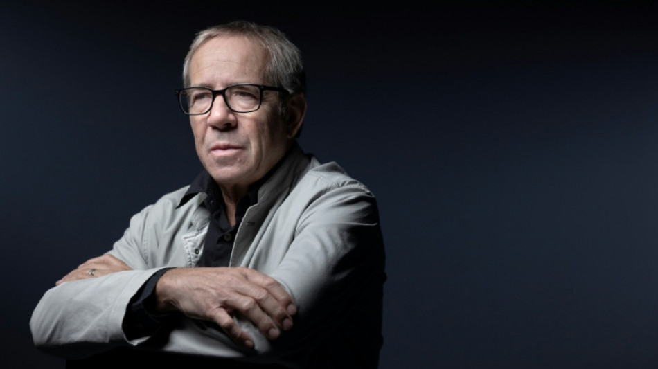 Mujeres que testificaron por el caso Epstein en Francia afirman que un periodista viol&oacute; su privacidad