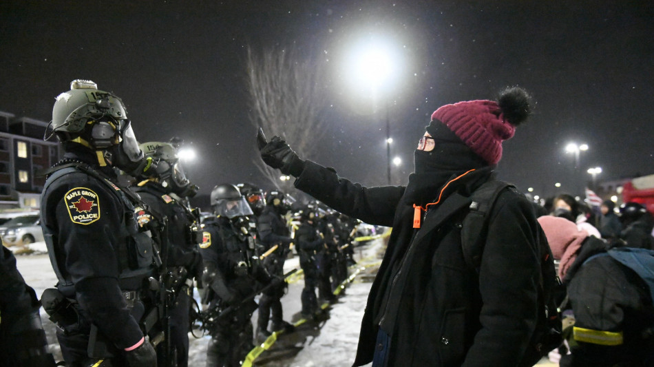 Giudice ordina stop detenzione ed espulsione dei rifugiati in Minnesota