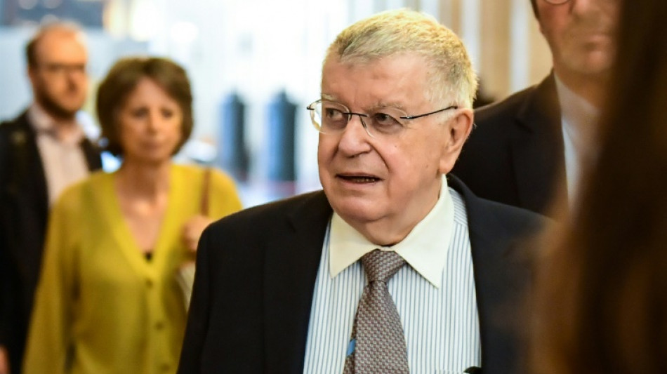 Harc&egrave;lement moral &agrave; France T&eacute;l&eacute;com: peine all&eacute;g&eacute;e en appel pour l'ex-PDG Didier Lombard
