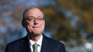 Stocks extend gains on US rate cut hopes