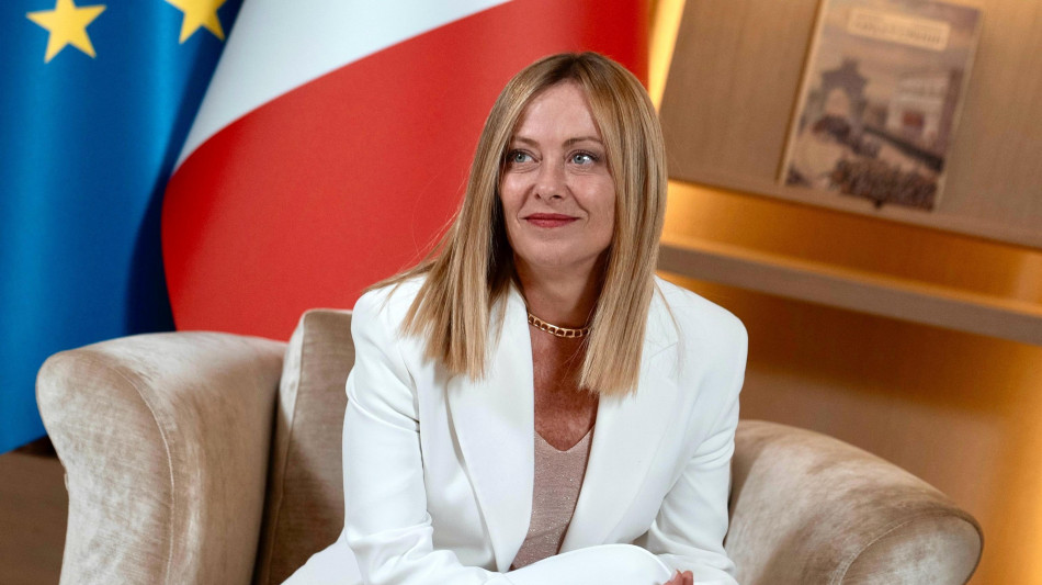 Meloni, piano casa a prezzi calmierati per giovani coppie