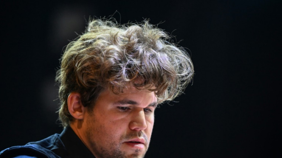 Echecs: la f&eacute;d&eacute;ration internationale assouplit son code vestimentaire, Carlsen revient 