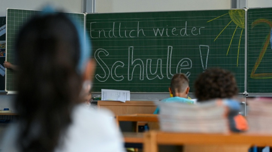 Umfrage zum Kinderreport: Gro&szlig;e Mehrheit f&uuml;r einheitliche Bildungsstandards