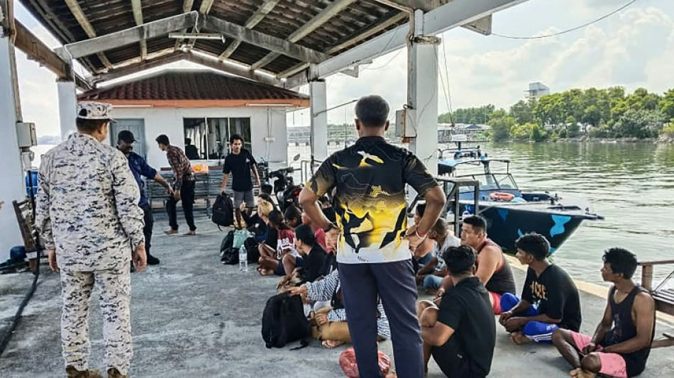 Naufr&aacute;gio de embarca&ccedil;&atilde;o de migrantes deixa 14 desaparecidos na Mal&aacute;sia