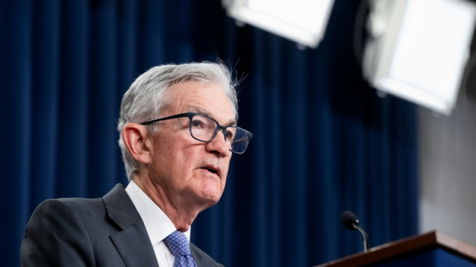 US Fed set to pause rate cuts as it defies Trump pressure