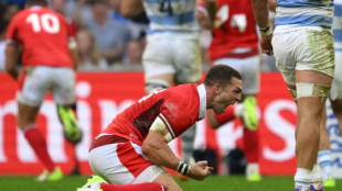 Welsh rugby great North to hang up his boots