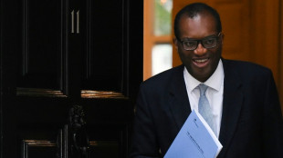 La libra esterlina alcanza una bajada hist&oacute;rica frente al d&oacute;lar ante el temor a la recesi&oacute;n