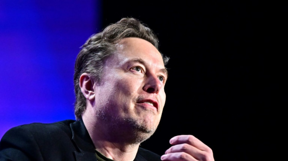 Elon Musk e Tim Cook viajar&atilde;o com Trump &agrave; China, anuncia Casa Branca
