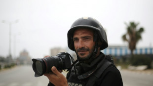 Hambrientos y exhaustos, los periodistas de AFP cubren la guerra en Gaza a duras penas
