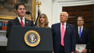 Dono da Dell anuncia doação bilionária a 'contas Trump' para crianças