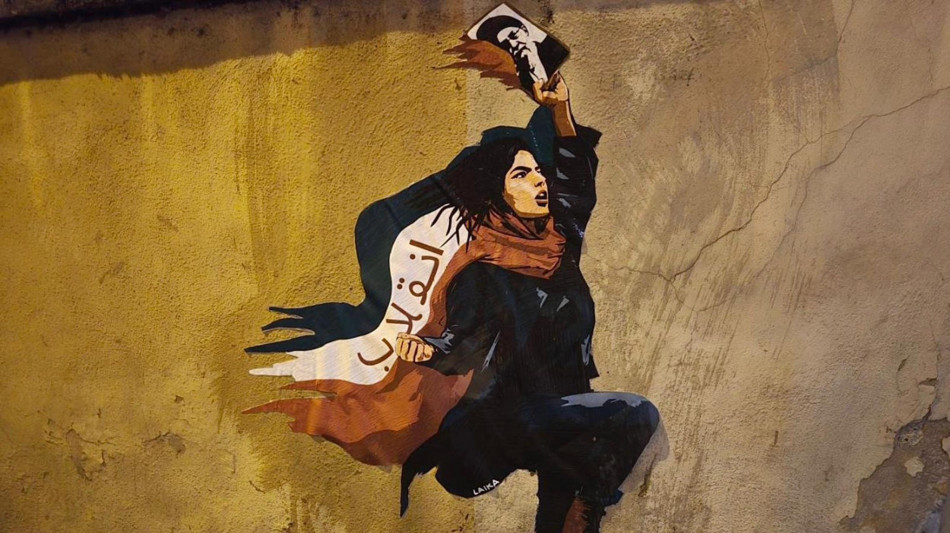 Rivoluzione, opera della street artist Laika contro il regime iraniano