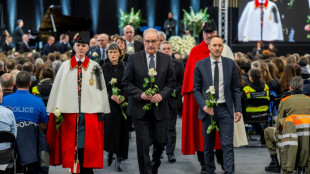 Suiza guarda un minuto de silencio por v&iacute;ctimas del incendio de A&ntilde;o Nuevo