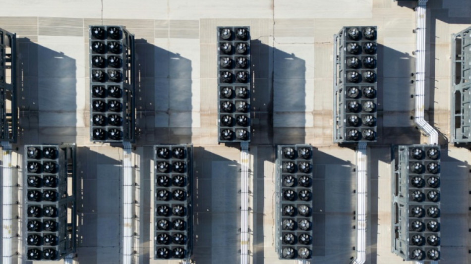 Laser-written glass can store data for millennia, Microsoft says