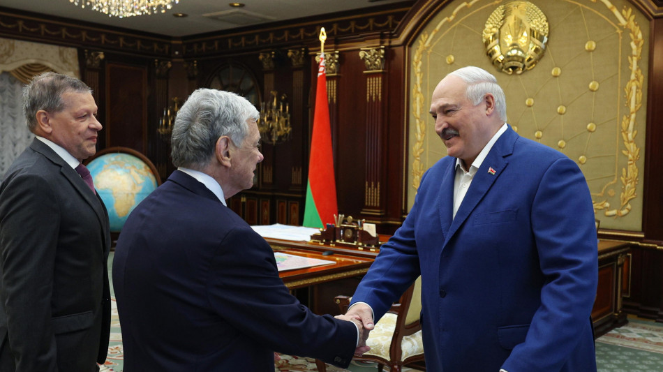 'Trump vuole riaprire l'ambasciata Usa a Minsk'