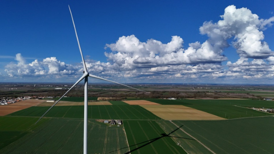 Programmation énergétique: débats scrutés au Sénat, sur fond de discorde gouvernementale