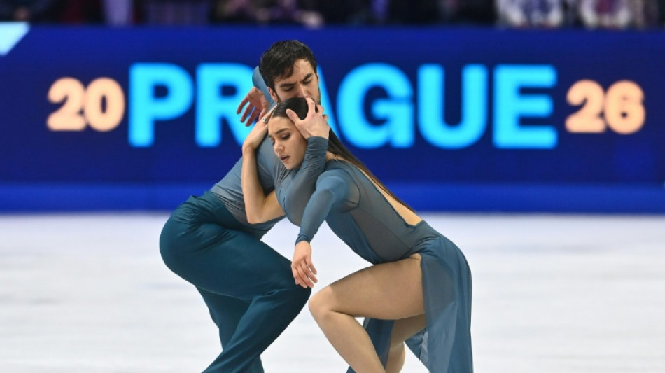 Patinage: Cizeron et Fournier Beaudry couronnent leur saison avec l'or mondial