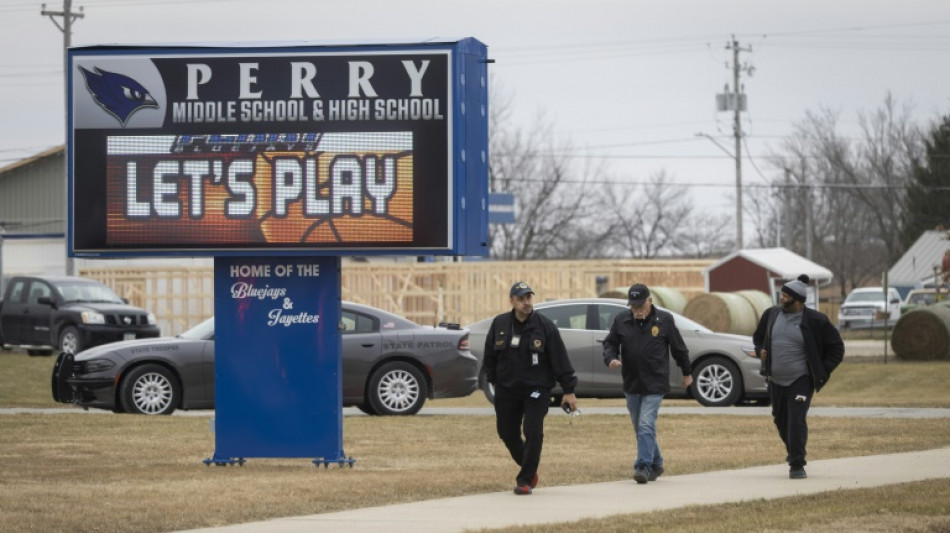 Un lyc&eacute;en am&eacute;ricain ouvre le feu dans son &eacute;tablissement: un coll&eacute;gien tu&eacute;, plusieurs &eacute;l&egrave;ves bless&eacute;s