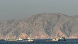 EUA ataca Ir&atilde;, que responde com a&ccedil;&otilde;es contra pa&iacute;ses do Golfo
