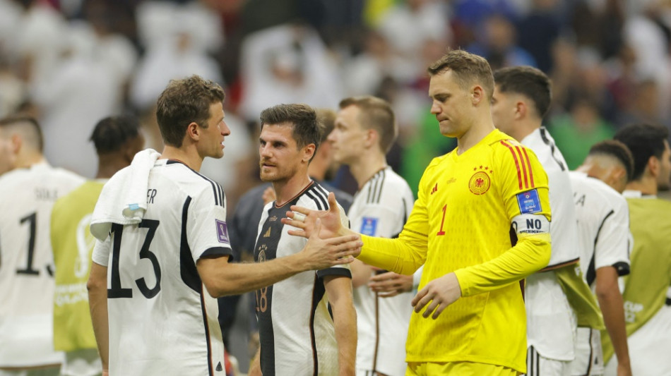 M&uuml;ller traut Neuer Rolle als Nummer eins bei der WM 2026 zu