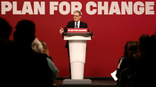 Starmer lan&ccedil;a 'Plano para Mudan&ccedil;a' no Reino Unido 