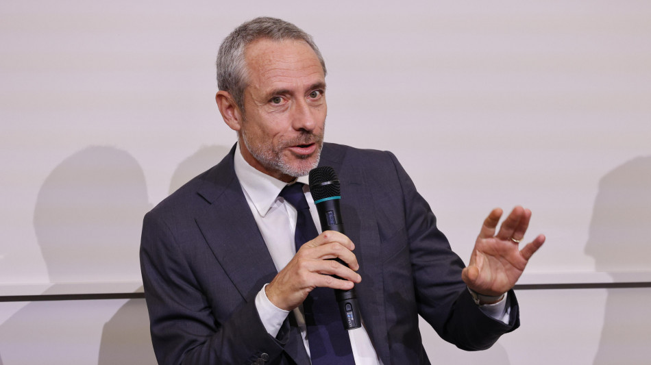 Del Fante (Poste), Tim resta 'stand alone, brand sar&agrave; protetto'