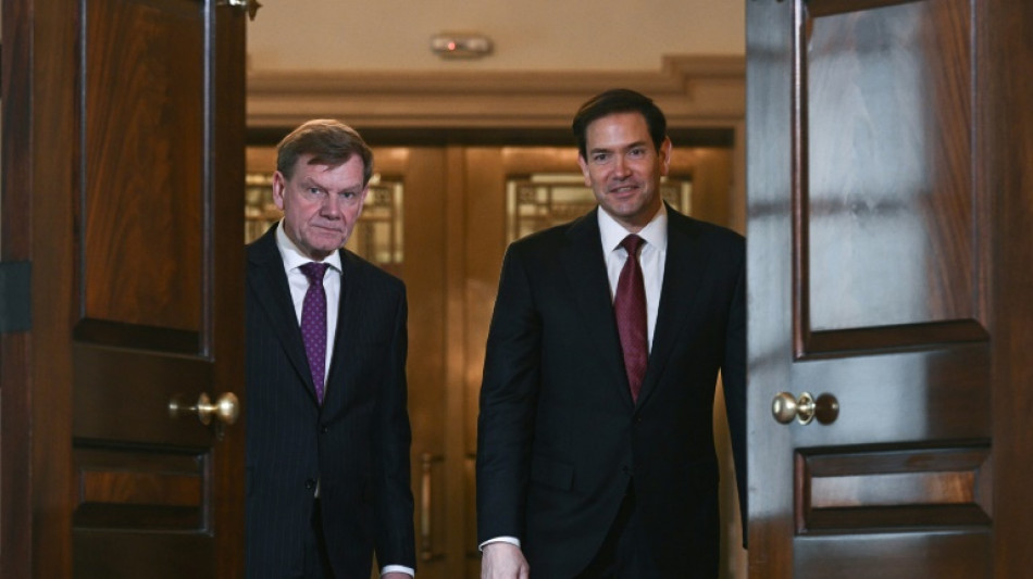 EUA negará vistos a estrangeiros que "censurem" americanos nas redes