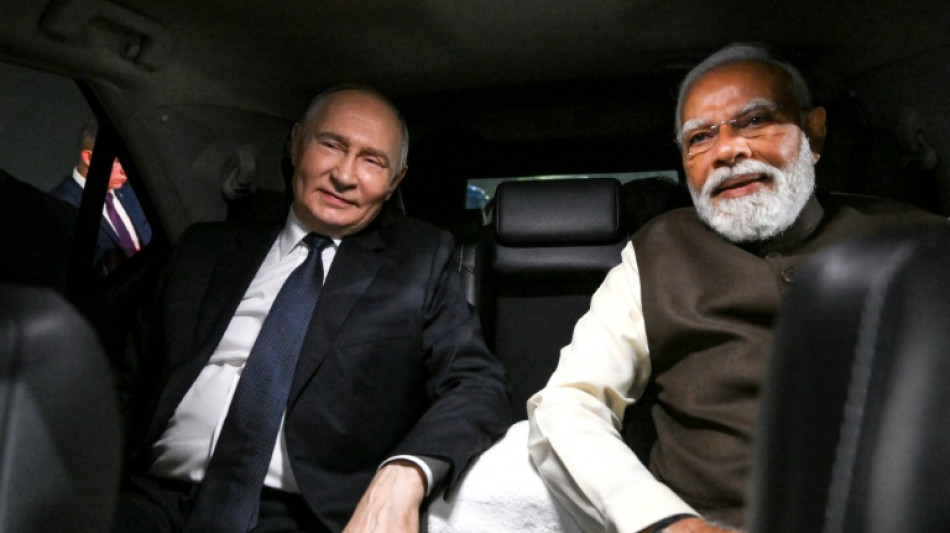 Putin zu Besuch in Indien eingetroffen - R&uuml;stung und Handel wichtigste Themen