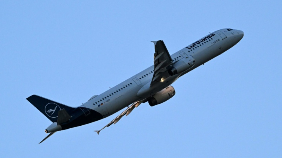 Atmosfair: Fluggesellschaften verfehlen trotz h&ouml;herer Effizienz Klimaziele