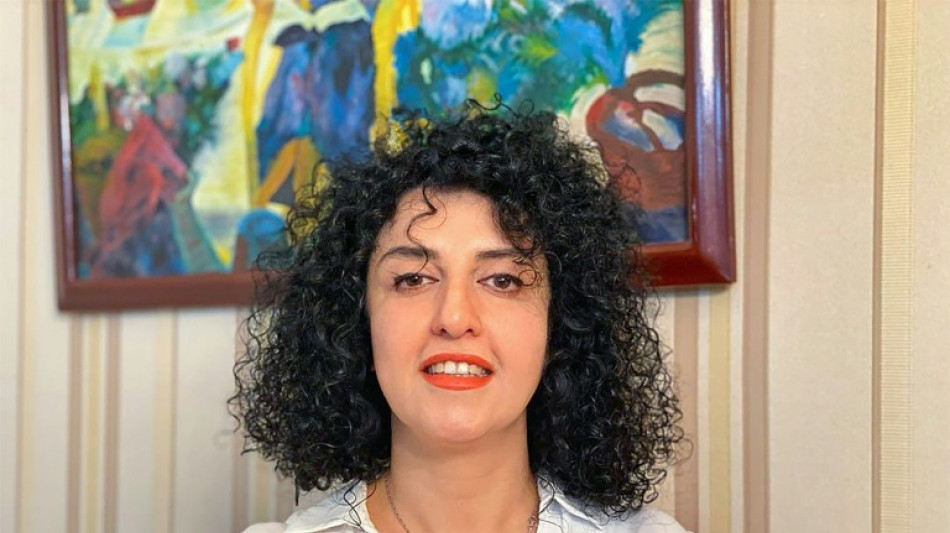 Nobel da Paz iraniana Narges Mohammadi liberada sob fian&ccedil;a para receber tratamento m&eacute;dico
