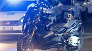 Lo scambia per un rivale e lo uccide investendolo