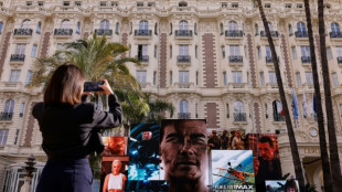 Tom Cruise trae de vuelta el espectáculo a Cannes después de la política