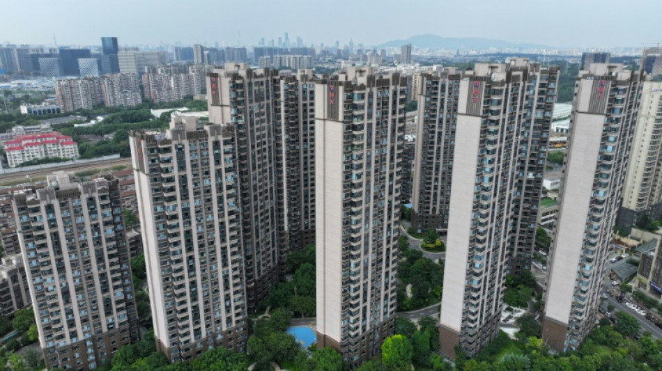 Grupo imobili&aacute;rio chin&ecirc;s Evergrande suspende cota&ccedil;&atilde;o na Bolsa em Hong Kong