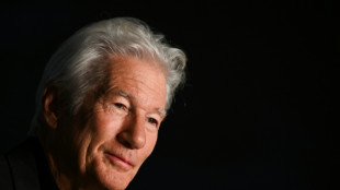 Richard Gere acusa a Trump de "desmantelar todo lo bueno" de EEUU