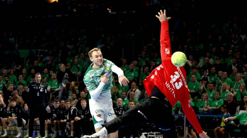 Sieg gegen Kiel: Berlin bleibt im Titelrennen