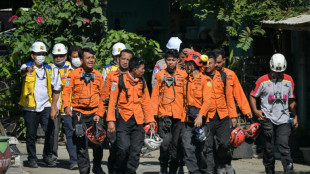 Indon&eacute;sie: fin des recherches dans l'&eacute;cole effondr&eacute;e, 67 morts au total