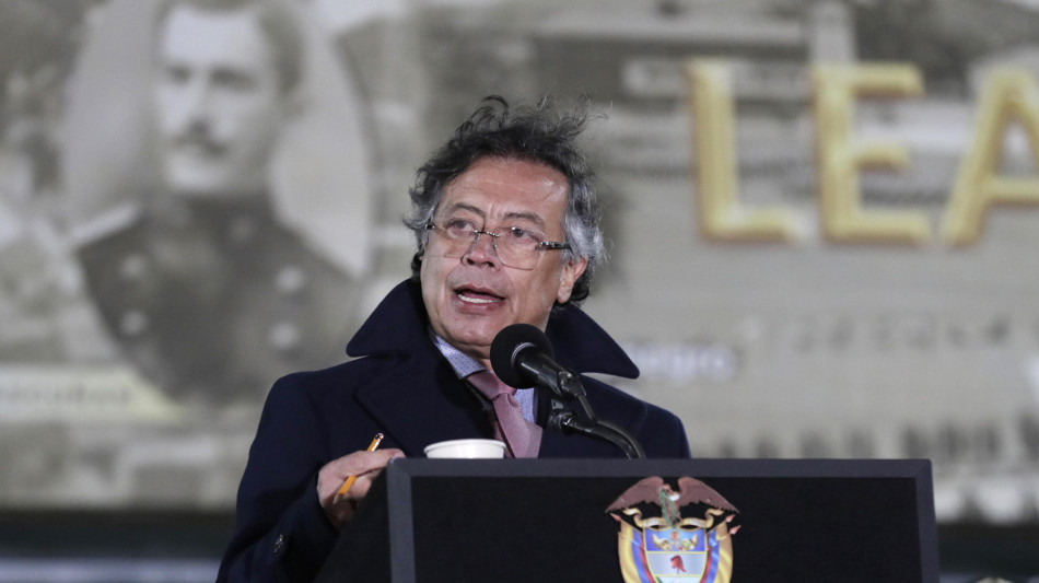 Petro a Washington per 'iniziare intense comunicazioni' con gli Usa