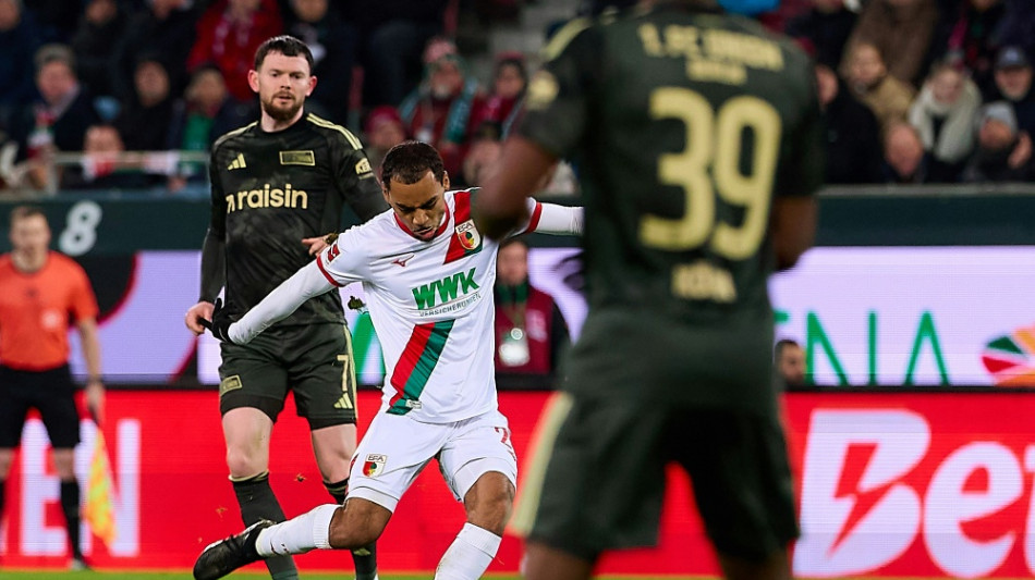 Vorsprung verspielt: Augsburg weiter im Abstiegskampf 